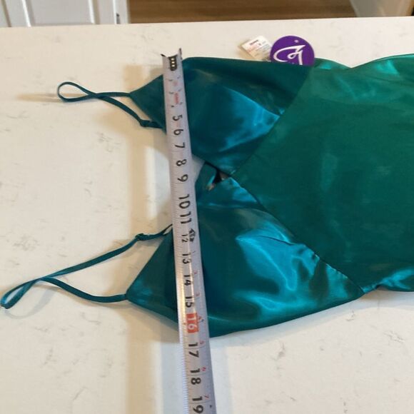 Betsy & Adam Green Umbrae Iridescent Satin Babydoll Maxi Gown Adjustable Straps - Picture 6 of 10